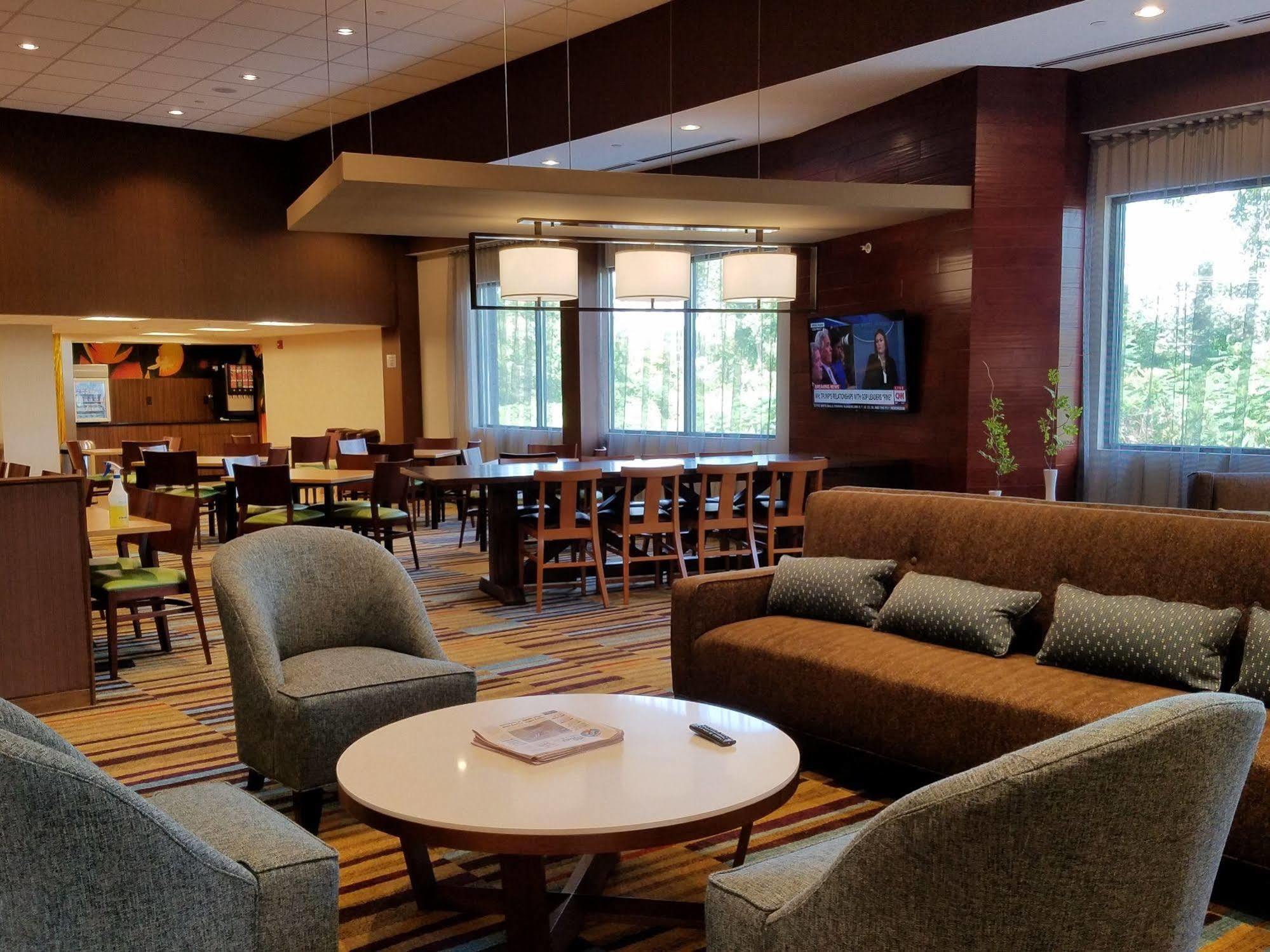 Fairfield Inn & Suites By Marriott Springfield Holyoke Exteriér fotografie